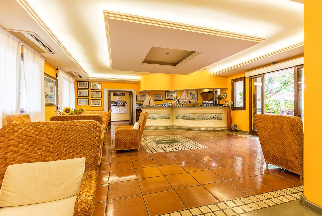 Hotel Santa Maria 3*